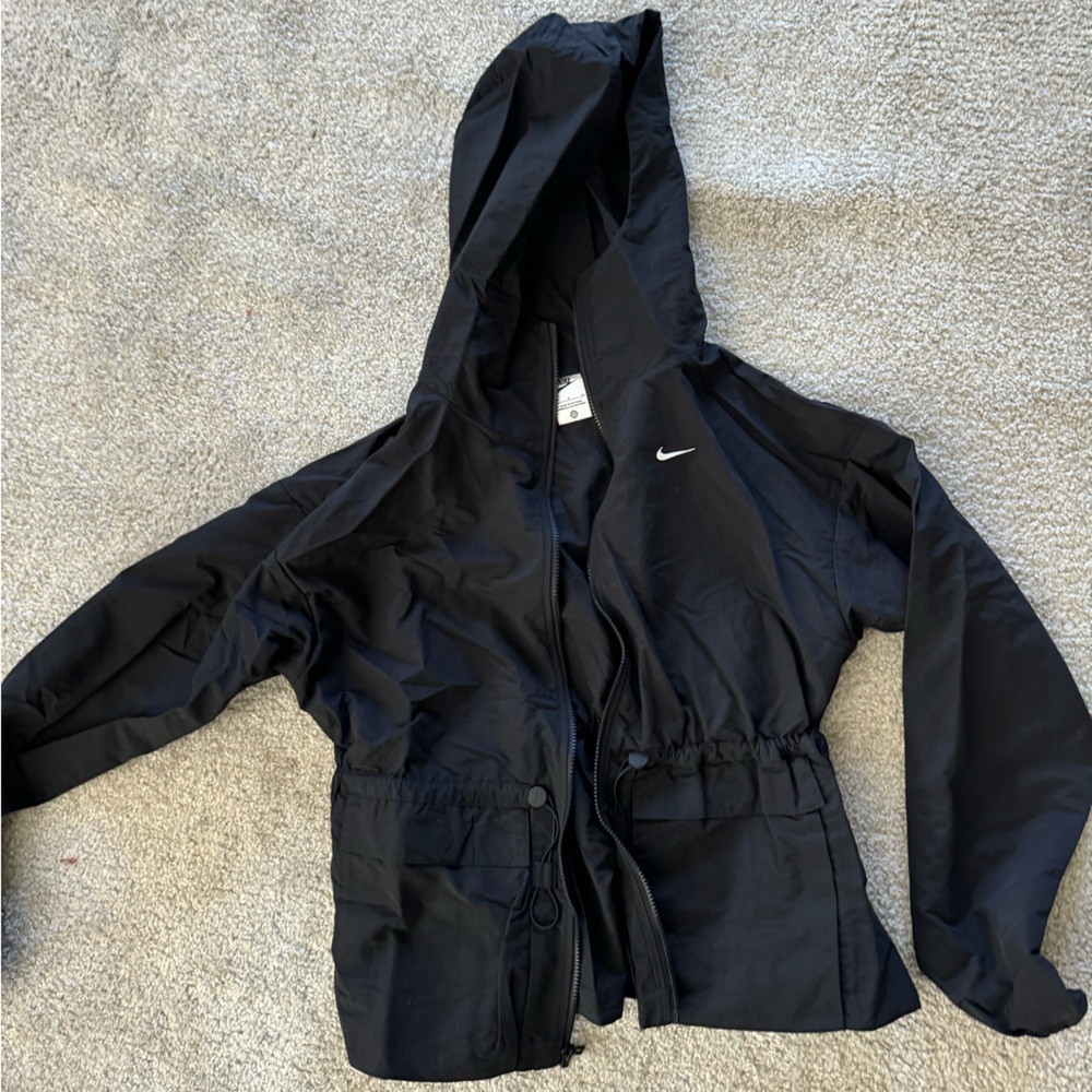 Nike wind set. Black size small